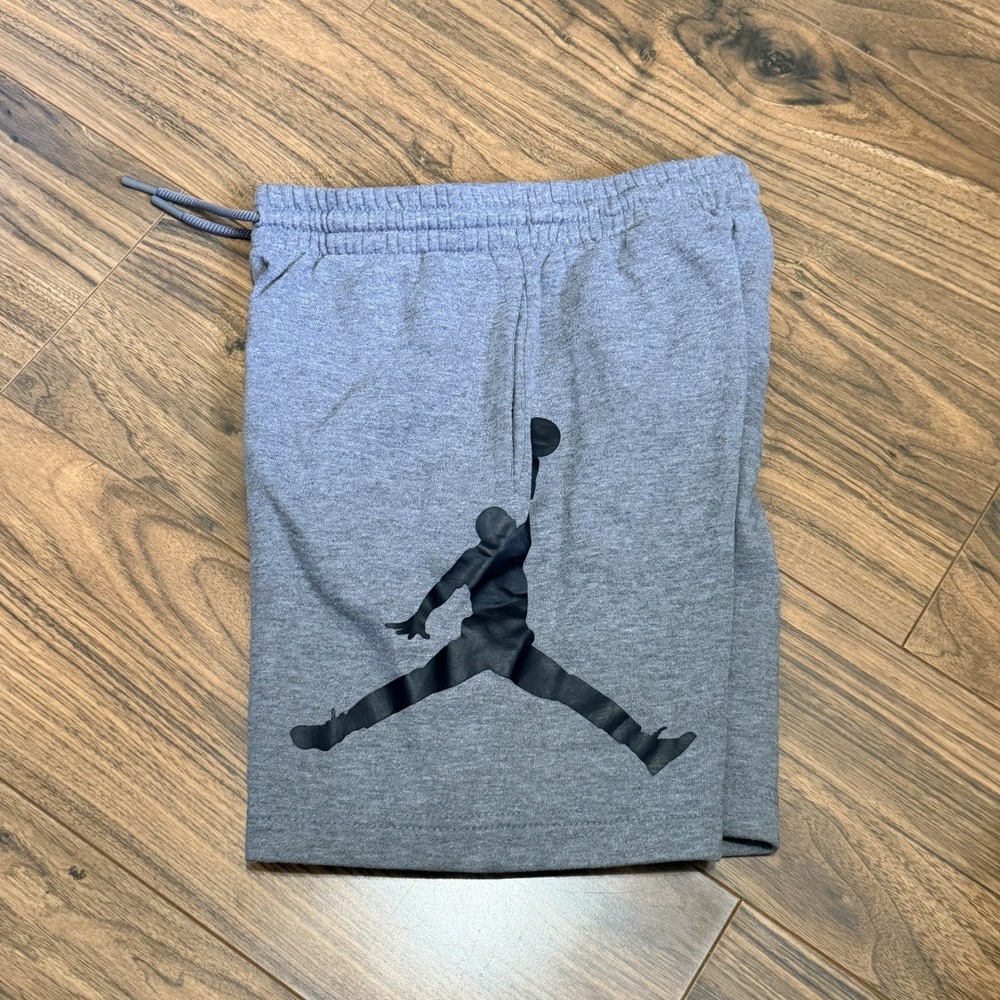 Jordan‎ Shorts Boys S Gray Carbon Heather Jumpman Nike Air Sweats Kids 10-12